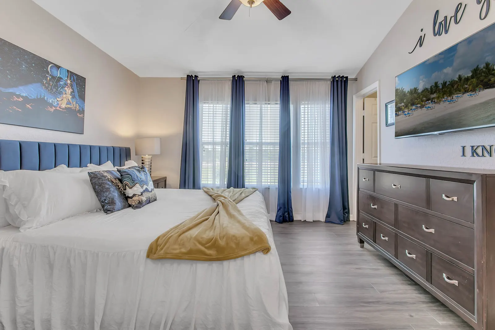 Star Wars Room + Pool 3 Miles to Disney 5