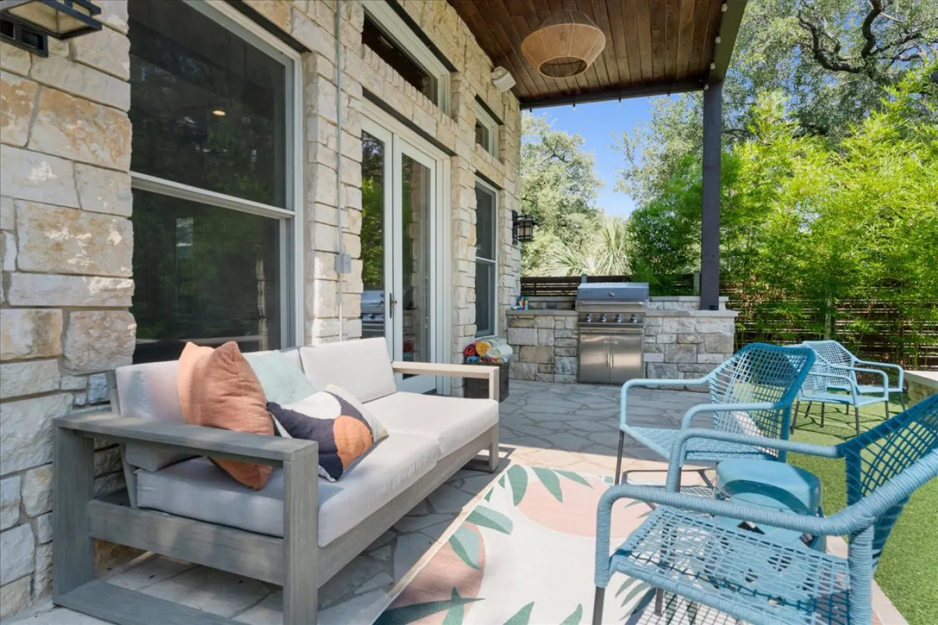 Downtown Retreat: sleeps 24 : 2 Pools/Spas : Gyms : Game Rooms : Fire Pit 19