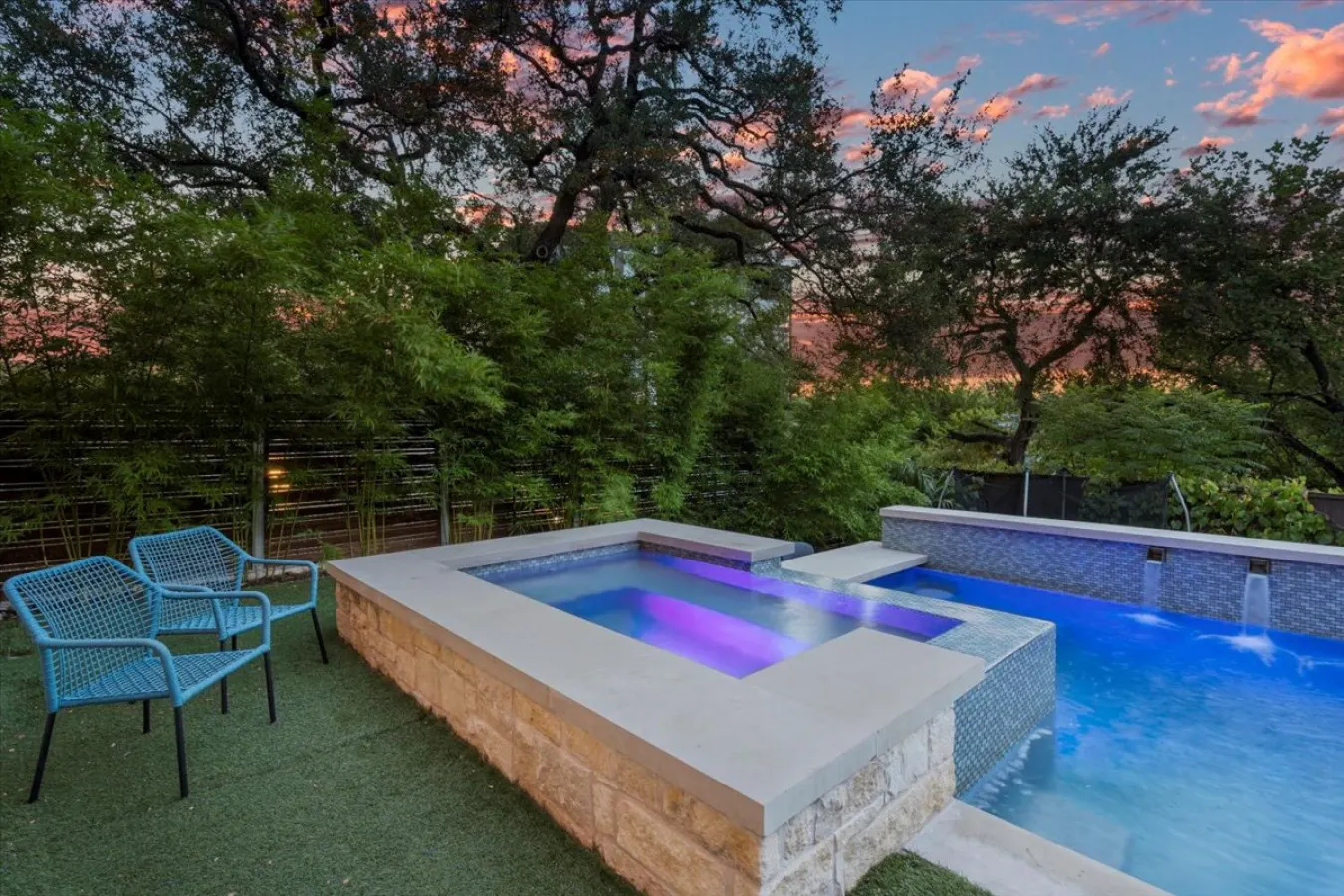 Downtown Retreat: sleeps 24 : 2 Pools/Spas : Gyms : Game Rooms : Fire Pit 20