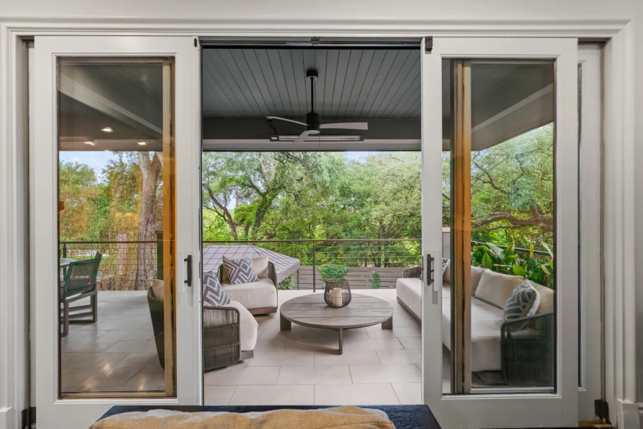 Downtown Retreat: sleeps 24 : 2 Pools/Spas : Gyms : Game Rooms : Fire Pit 6