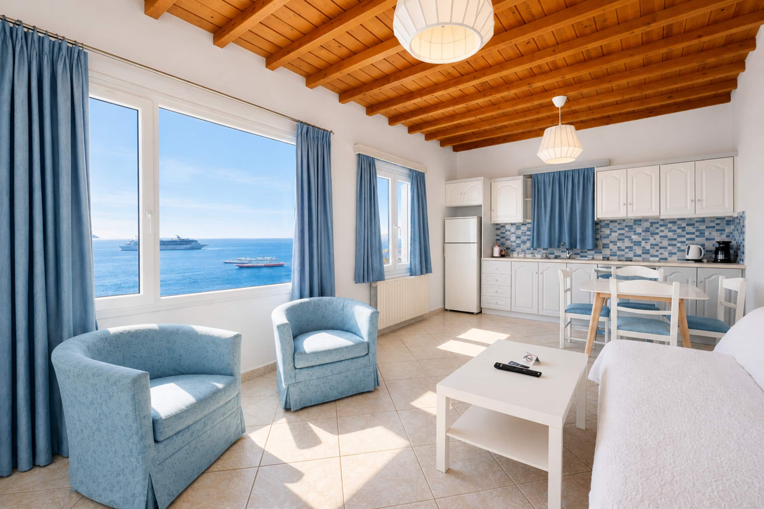 Superior Two Bedroom Apartment With Sea View 11