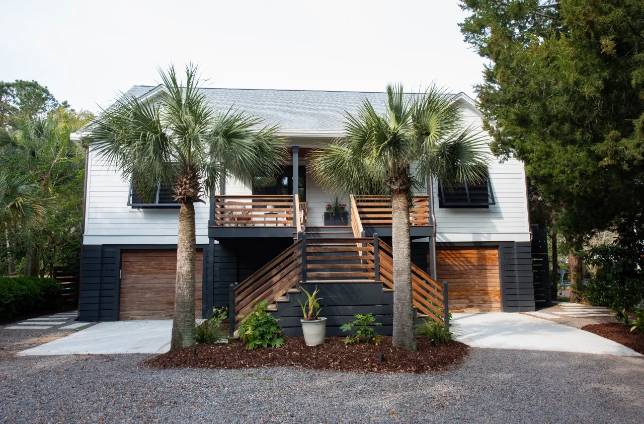 Modern stylish Beach House - Private pool & hot tub 2