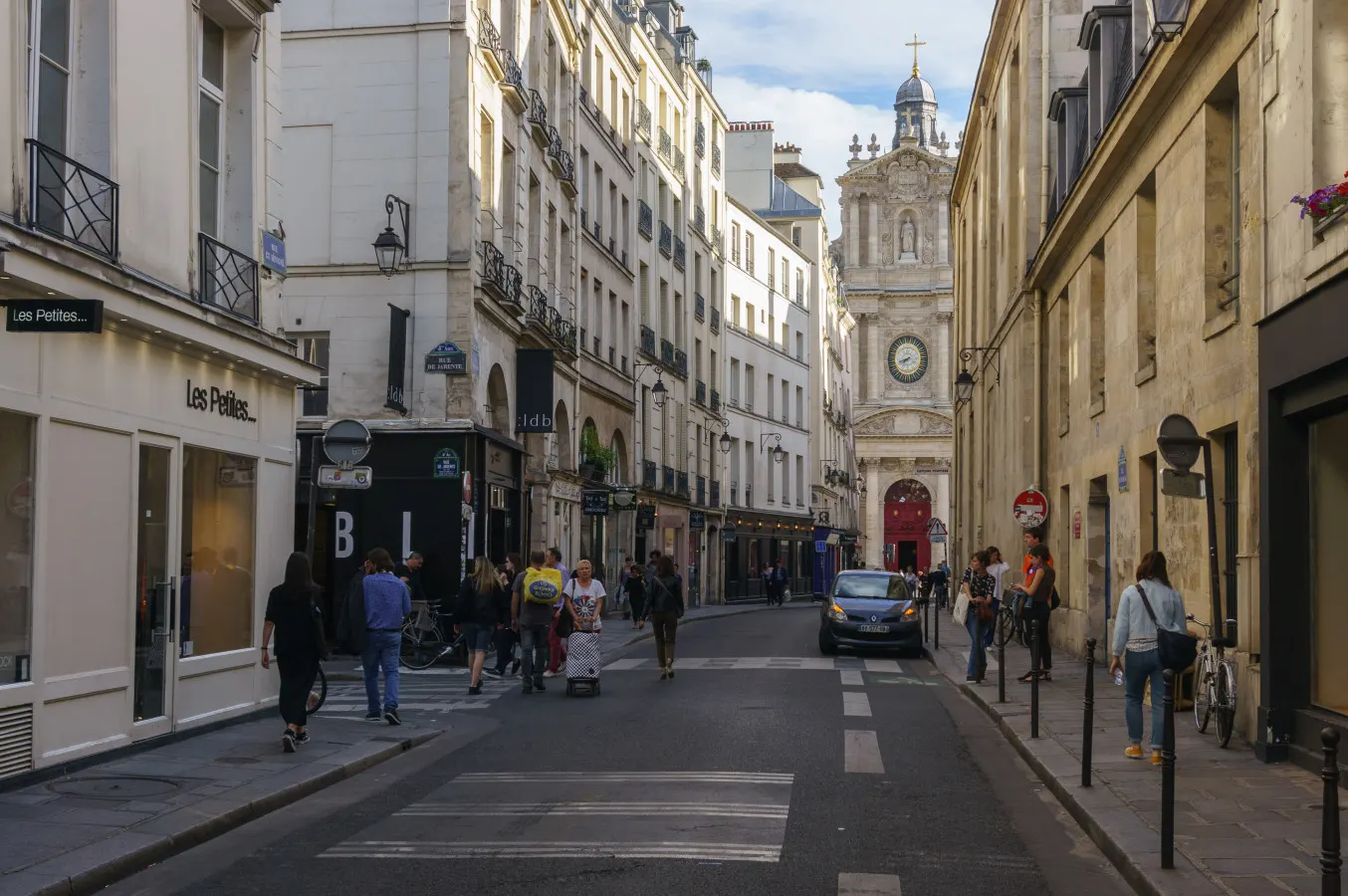 Studio#2People#MobilityLease#Paris3#CarnavaletMuseum 9