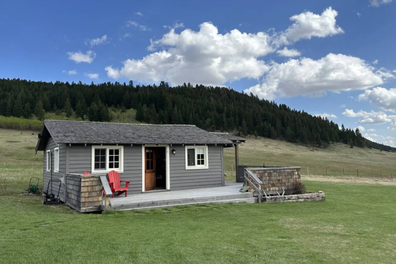 Flint Rock Ranch - The Grey House 14