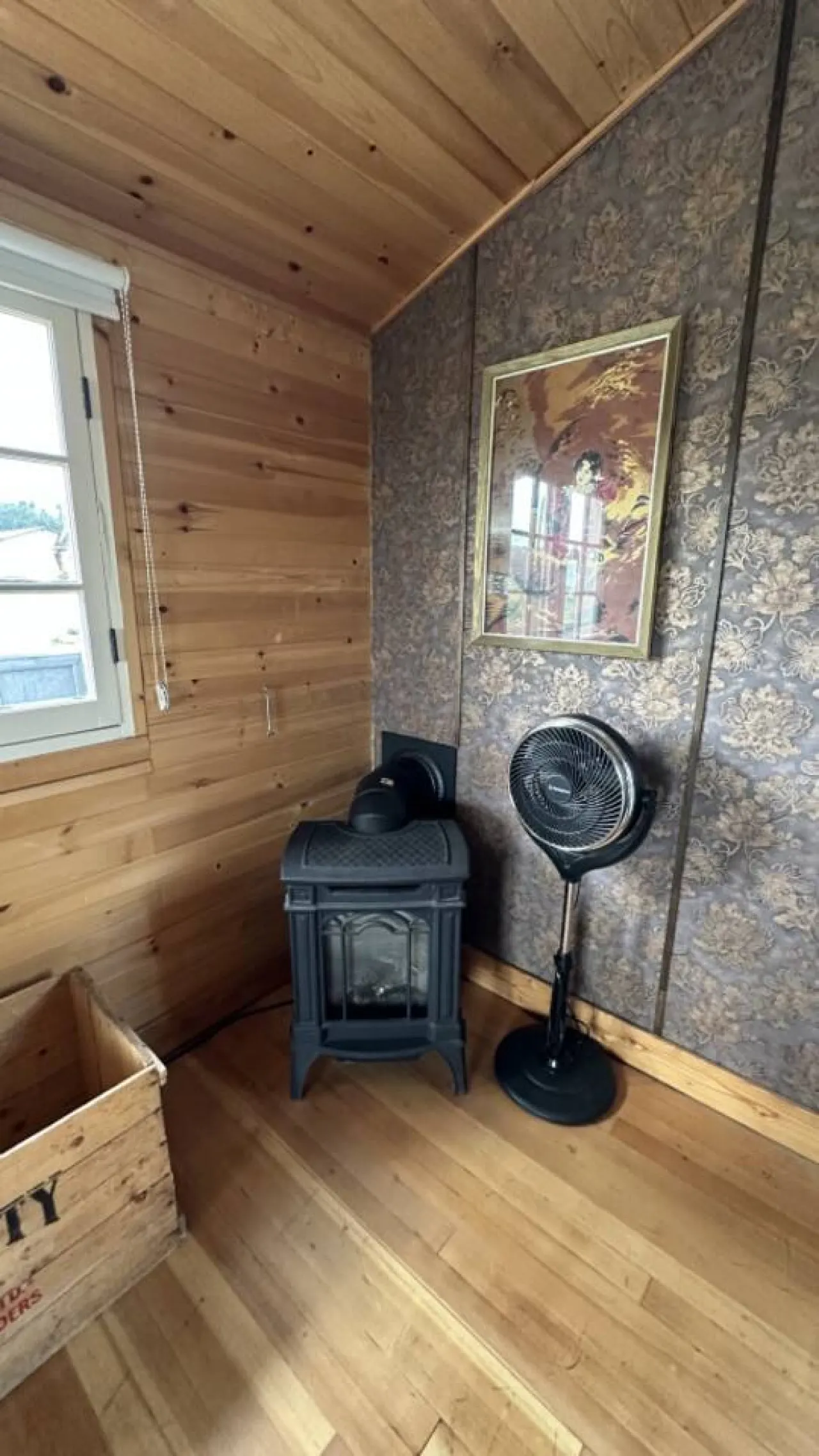 Flint Rock Ranch - The Grey House 16