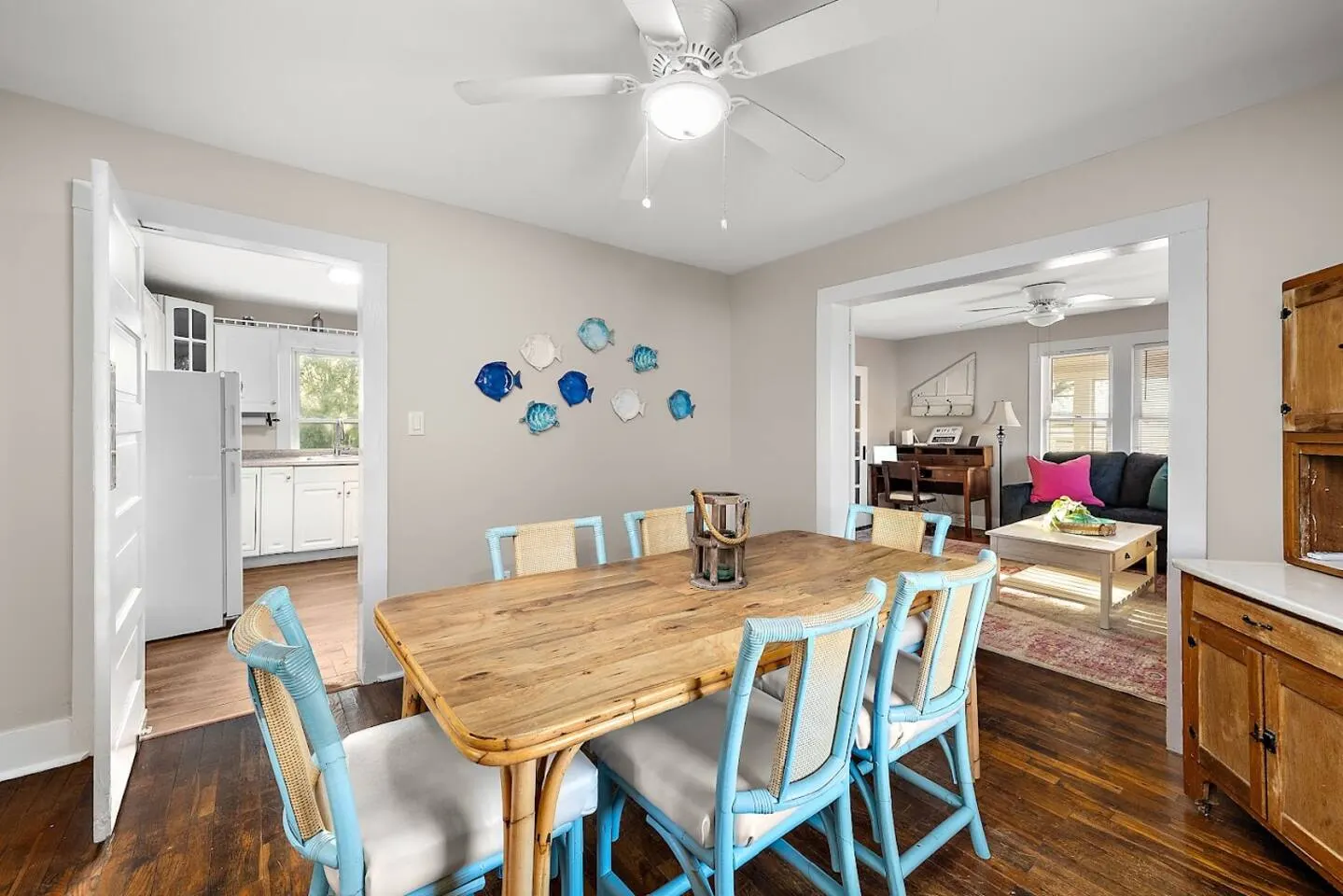 CozyCottage Mins 2 Beach - OutdoorDining & Firepit 15