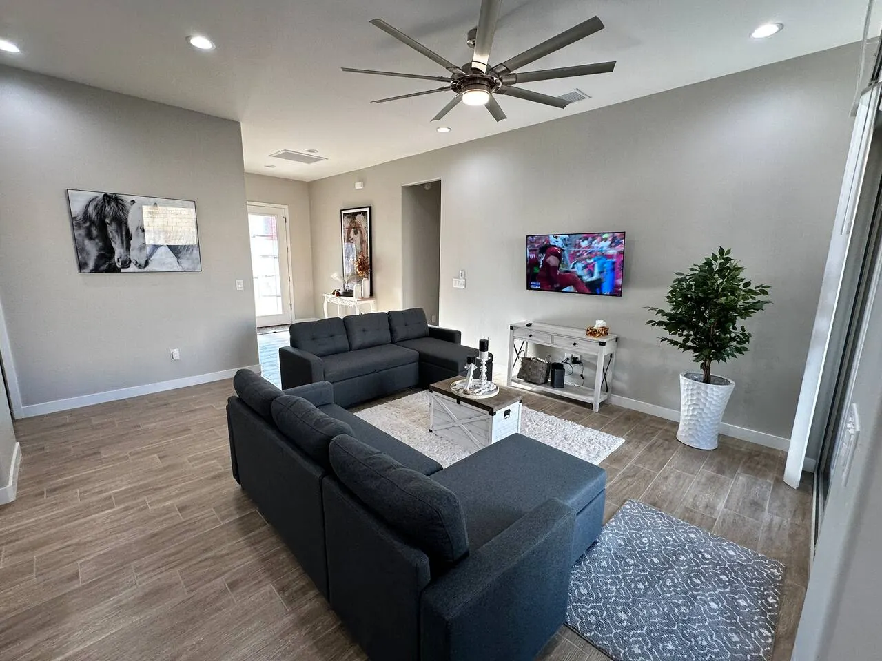 Brand New! Close to Casinos/Lake Spa Sleeps 10 18
