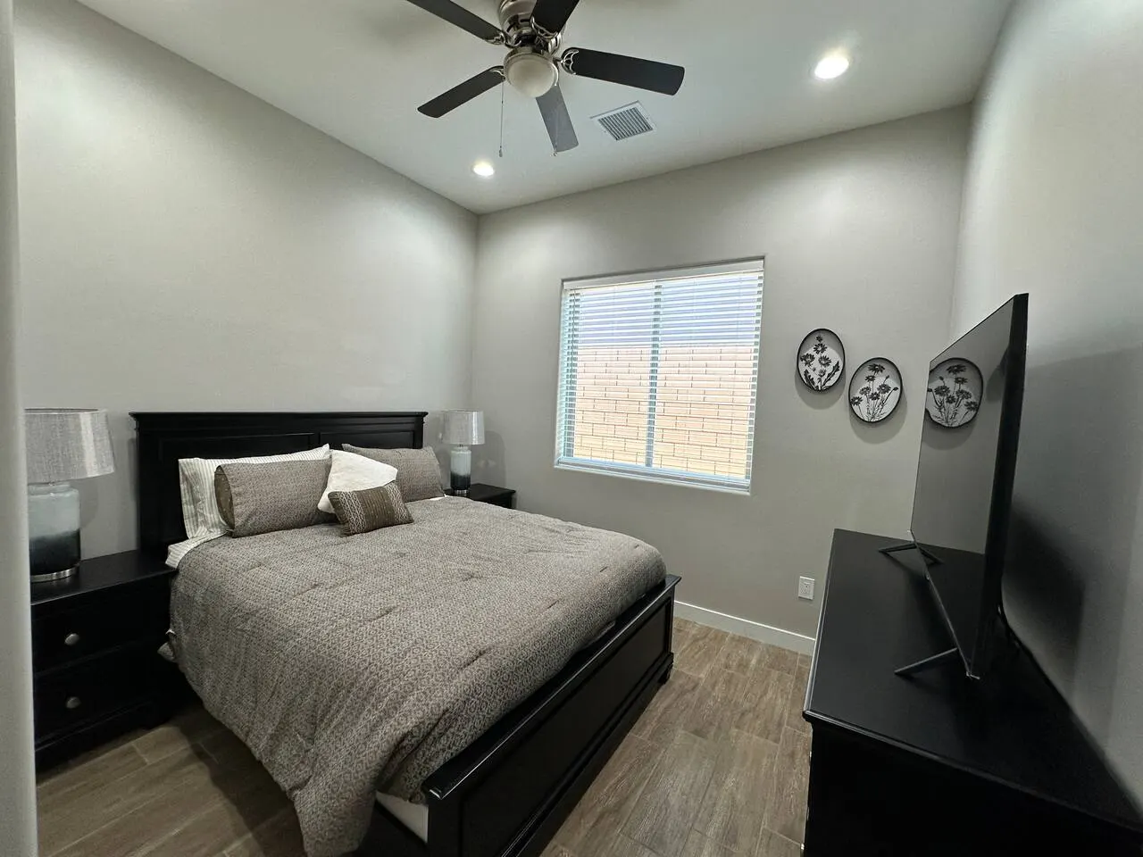 Brand New! Close to Casinos/Lake | Spa | Sleeps 10 — photo 5