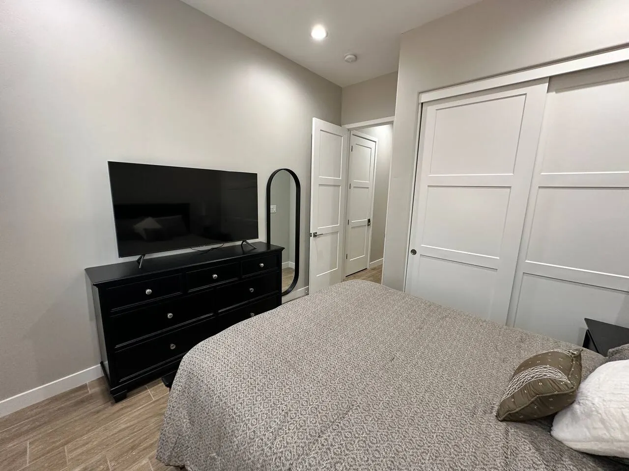 Brand New! Close to Casinos/Lake Spa Sleeps 10 6