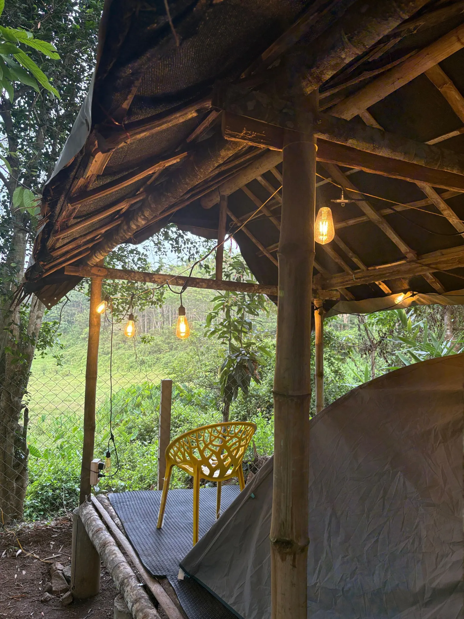 Carpa Lupa Tent Stay with Waterfront View 9