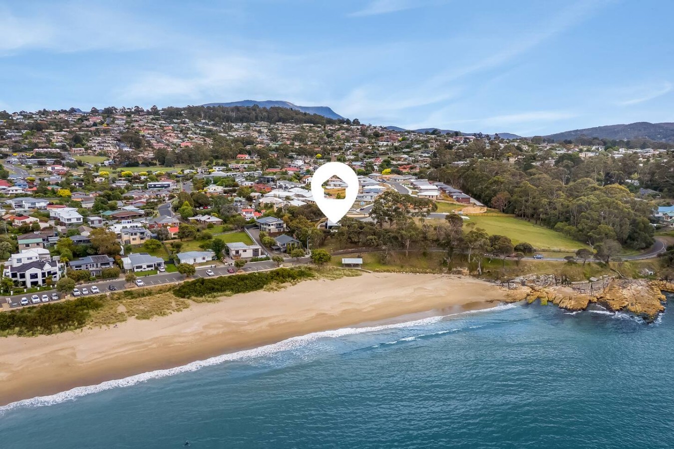 Beachfront W/ Breathtaking Views