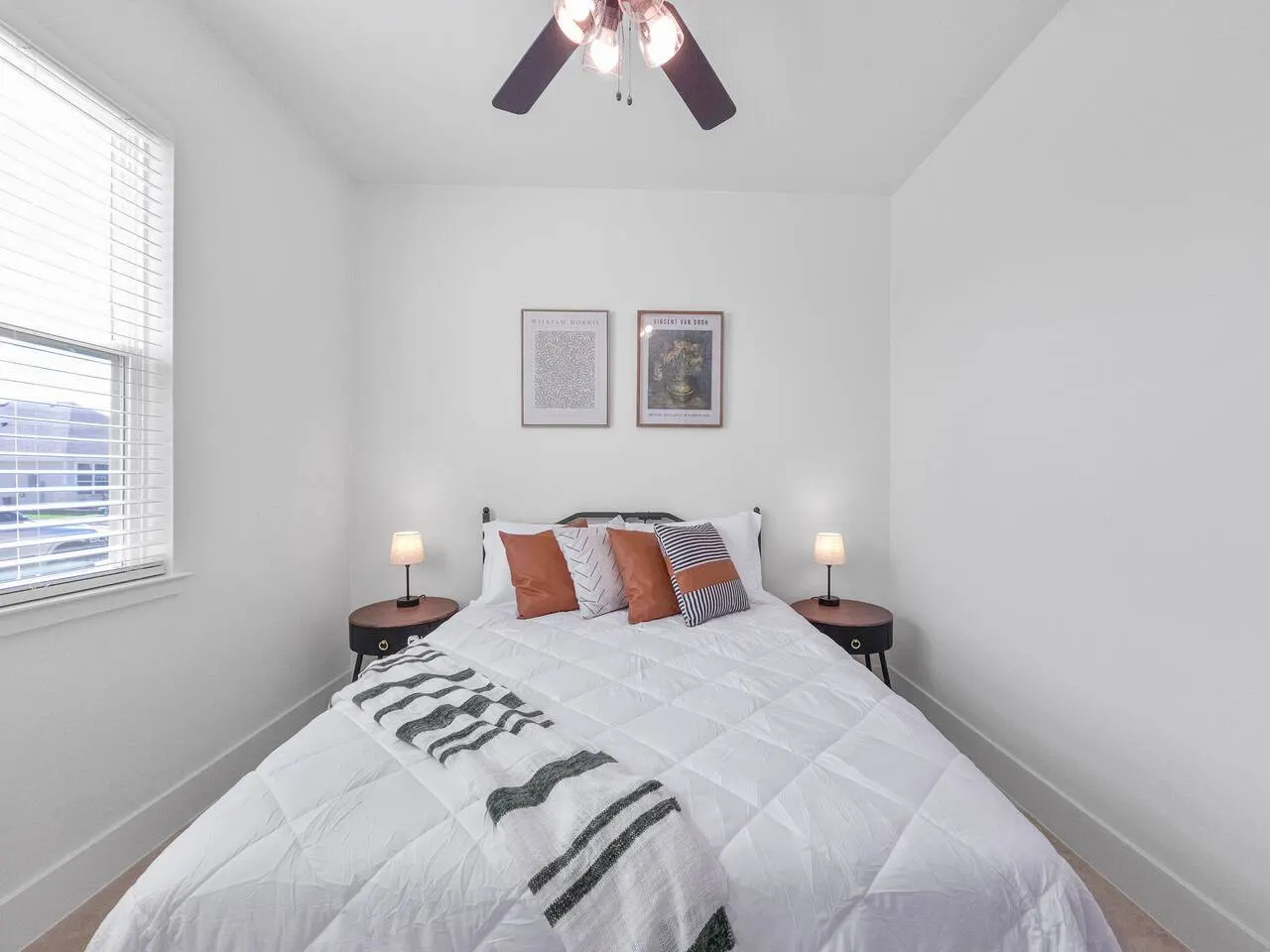The Lambda House 15