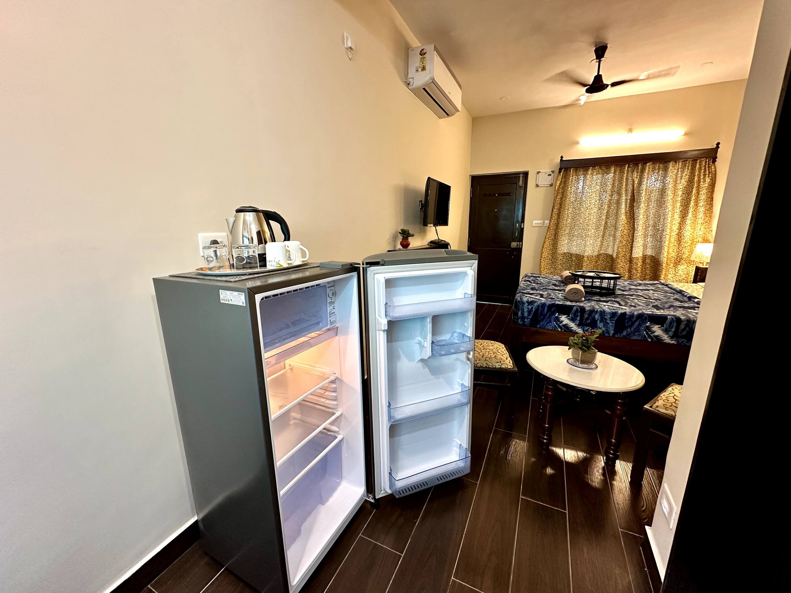 Holiday studio with kitchenette close to thebeach3 8