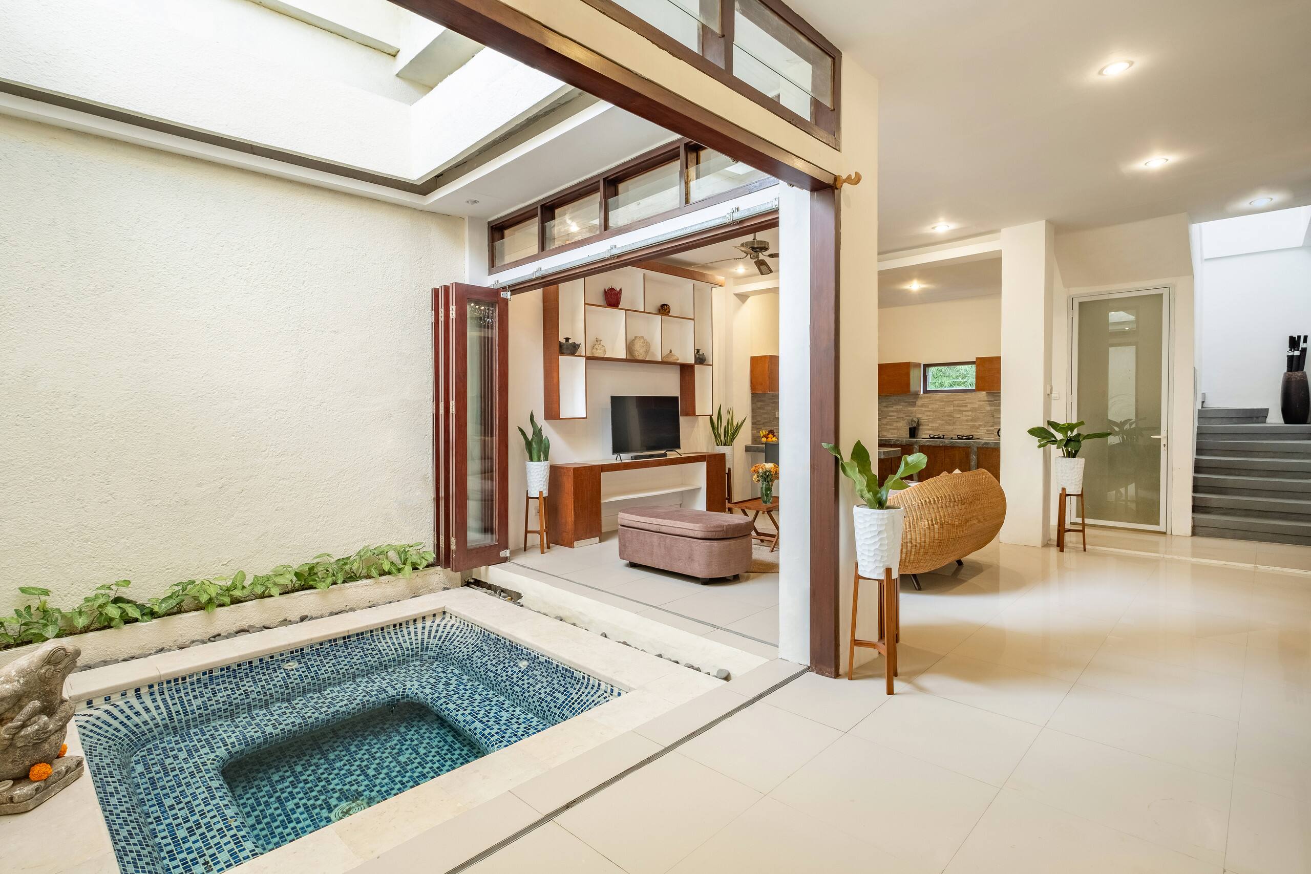 Chic 2BR Villa w/ Indoor whirlpool & Rooftop 12