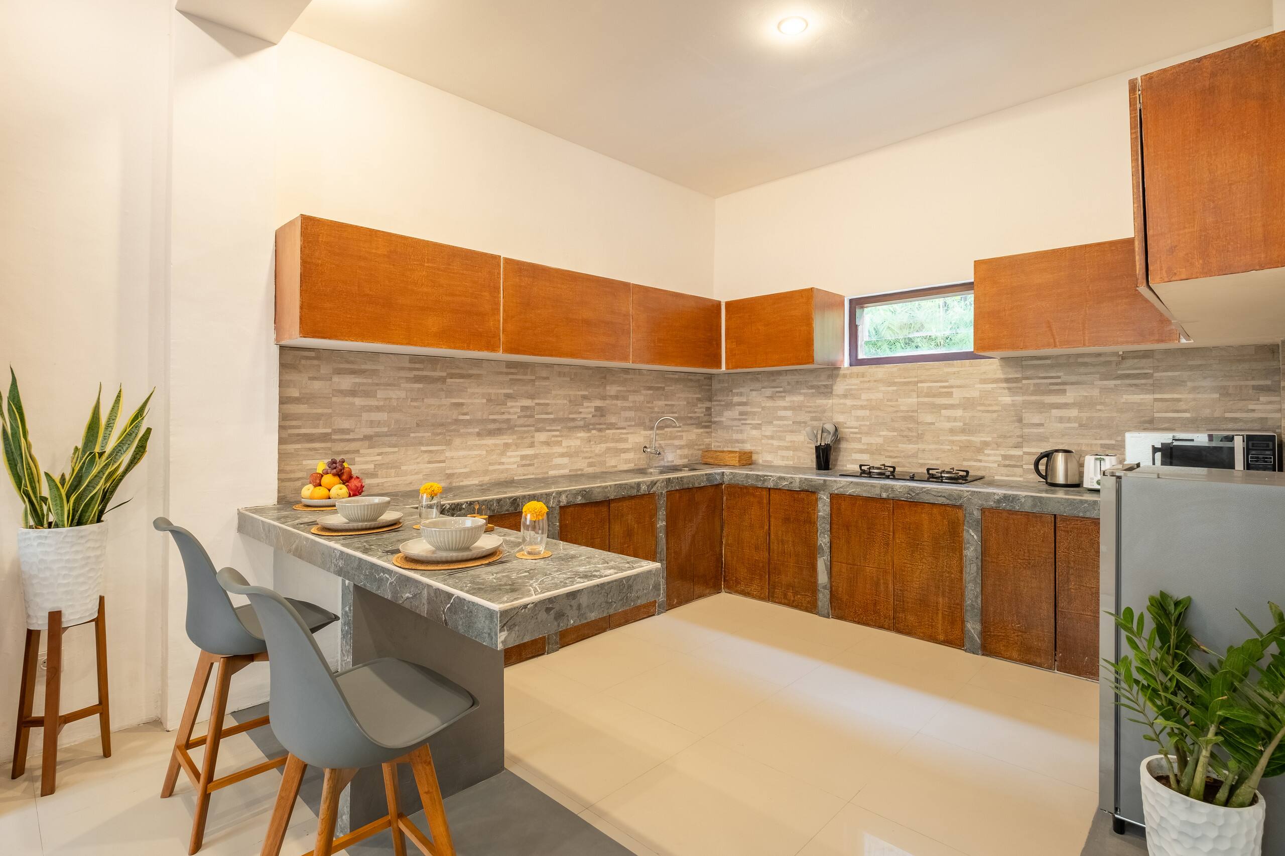 Chic 2BR Villa w/ Indoor whirlpool & Rooftop — photo 3