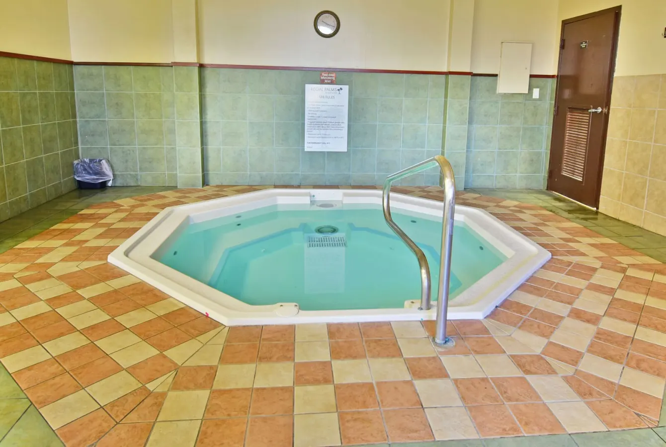 Regal Place 3 bed 3 bath at Regal Palms 14