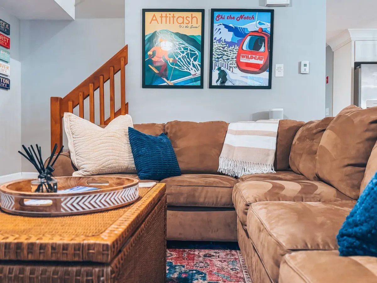 Stylish Retreat: Ski & Village Bliss Awaits! 6