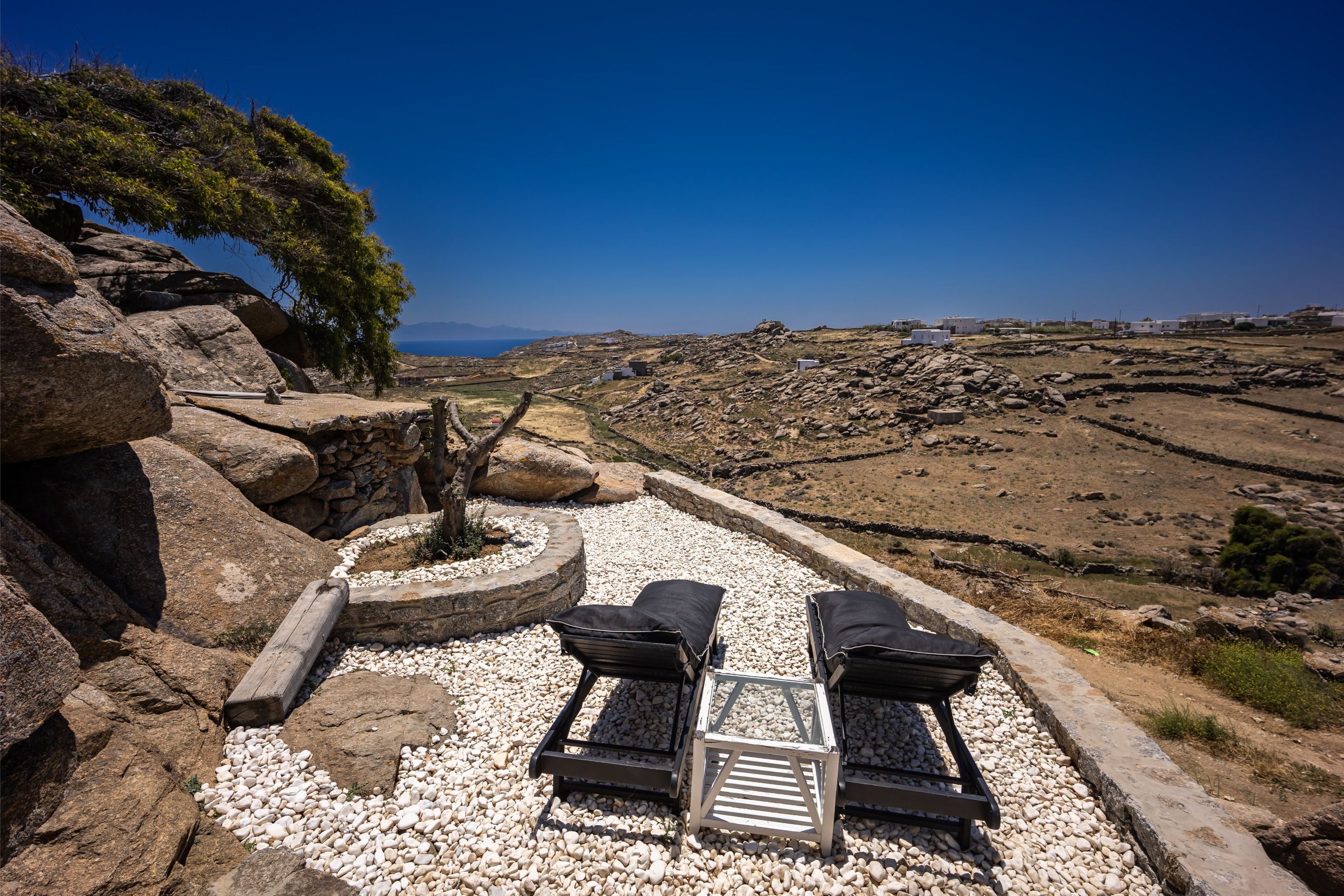 Lithos Cave Mykonos with private pool 8