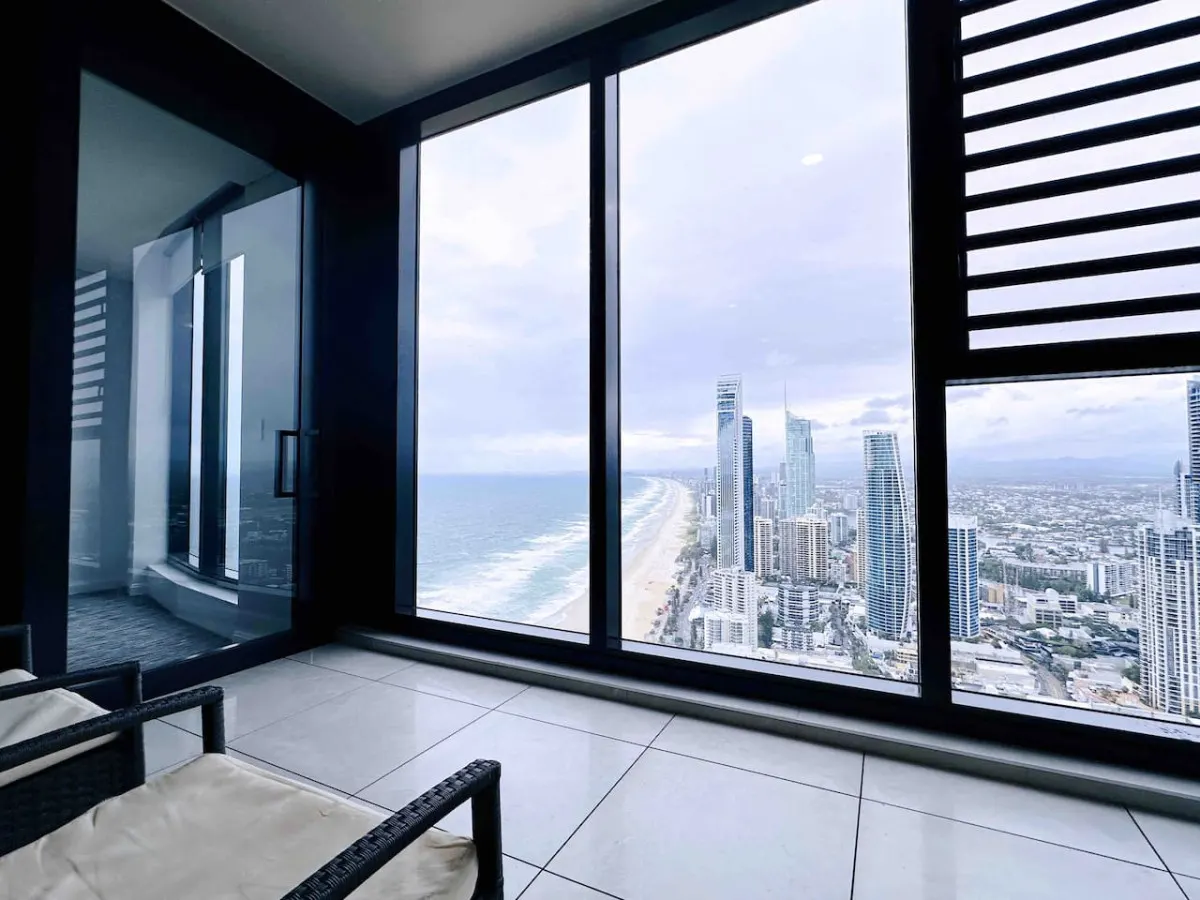 Oceanfront Serenity 2Beds Ocean view Apt 17