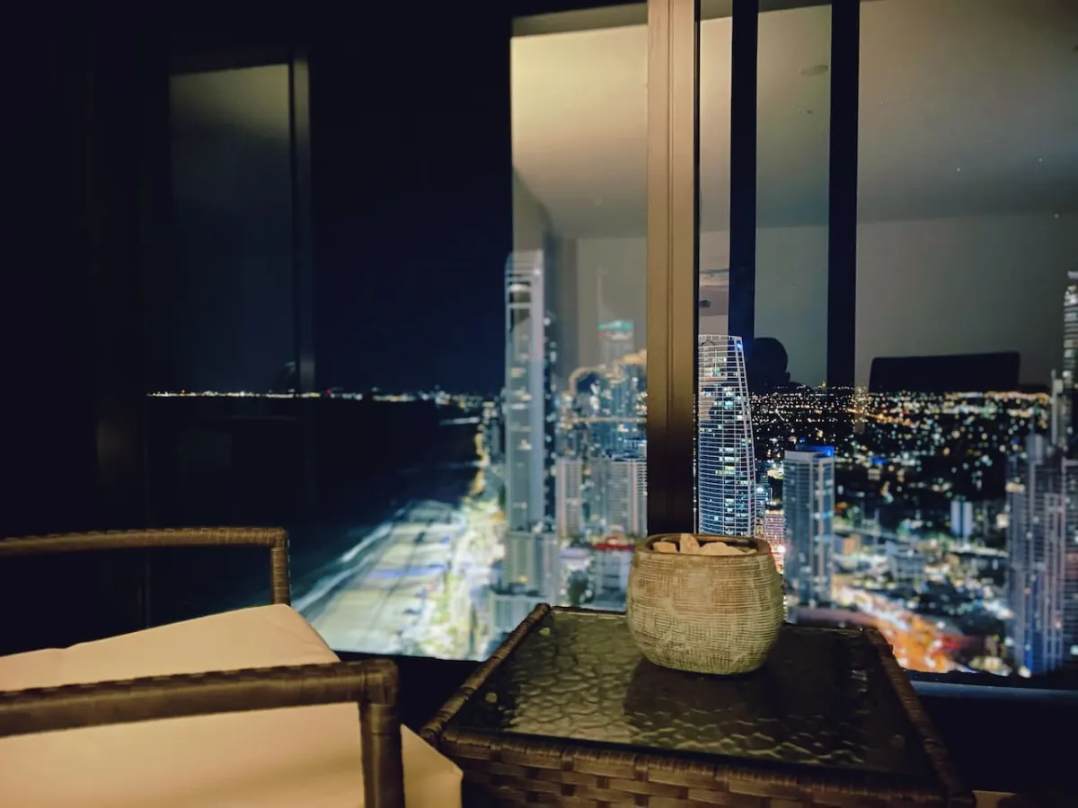 Oceanfront Serenity 2Beds Ocean view Apt 19