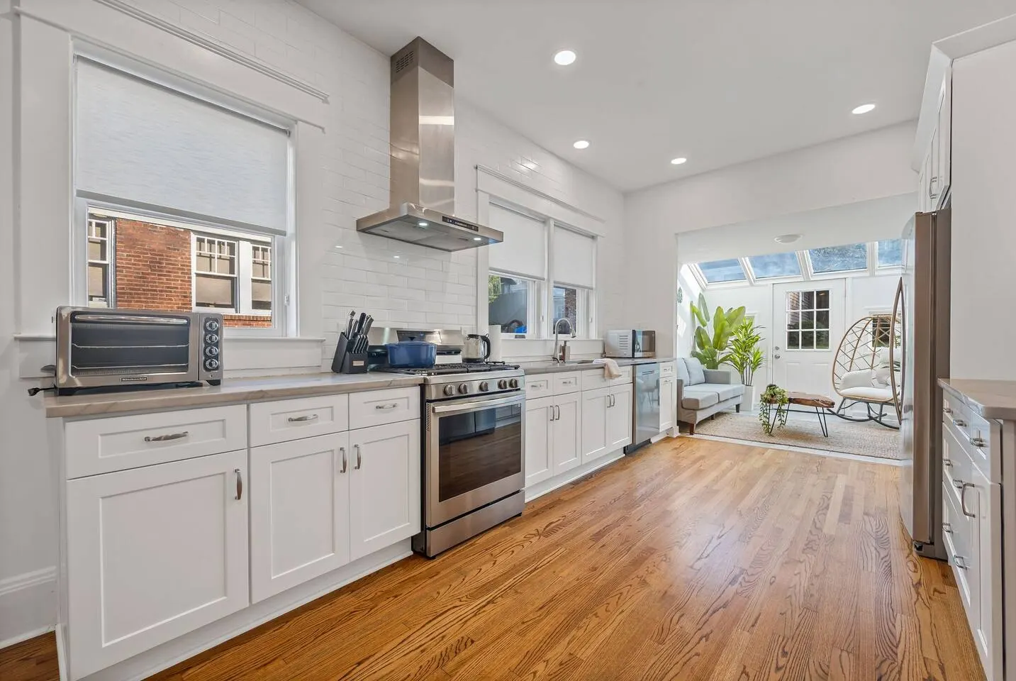 Stylish 4BR Retreat Near BeltLine & Ponce City 7