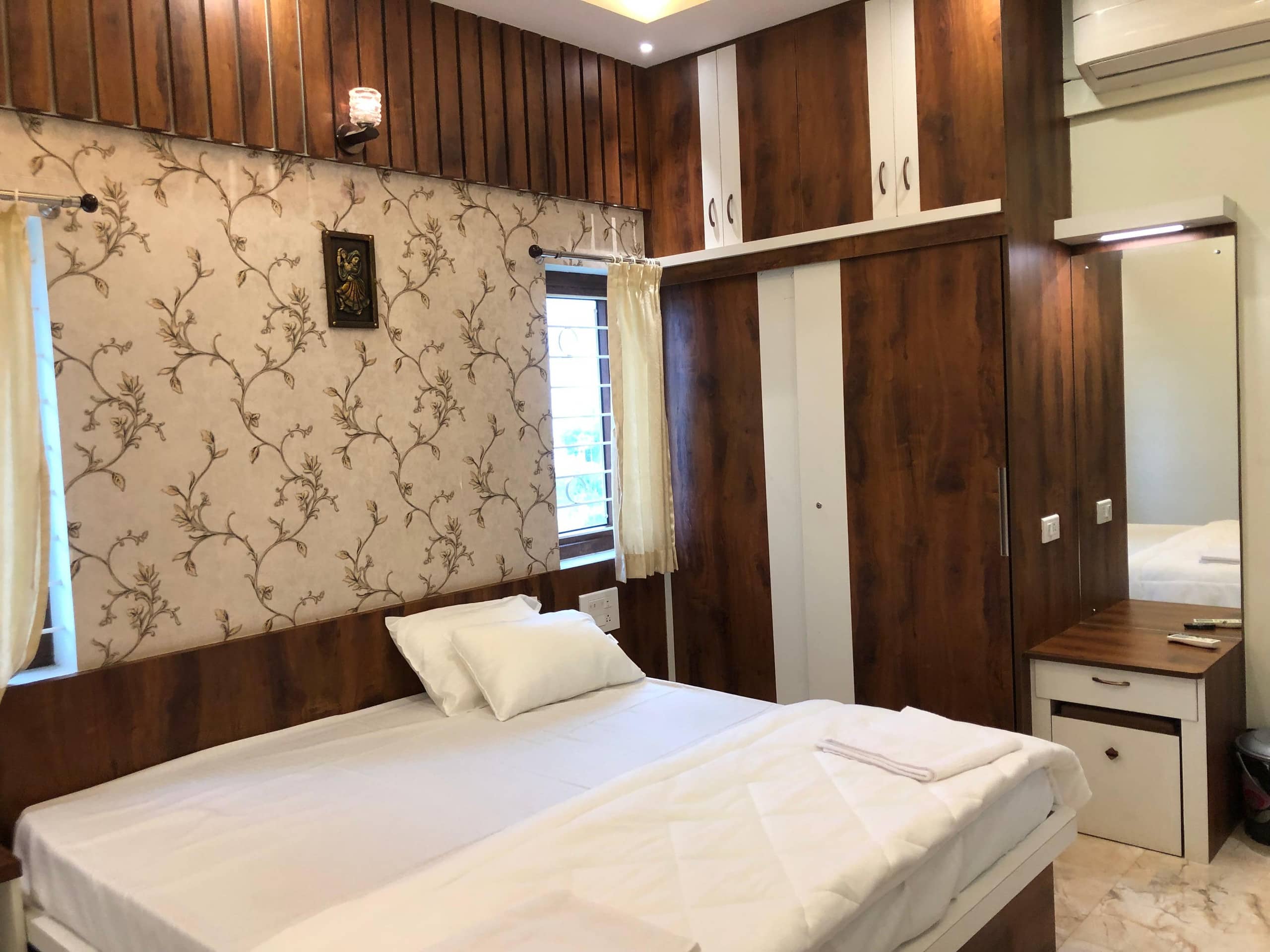 Cascade Villa Spacious 5BHK Luxury Villa — photo 4