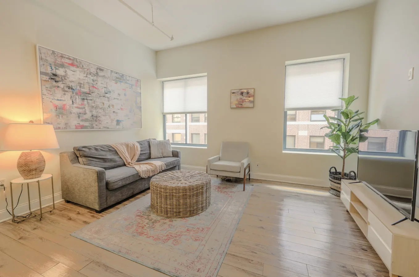 Wonderful FIDI 2br Keyless Entry 1