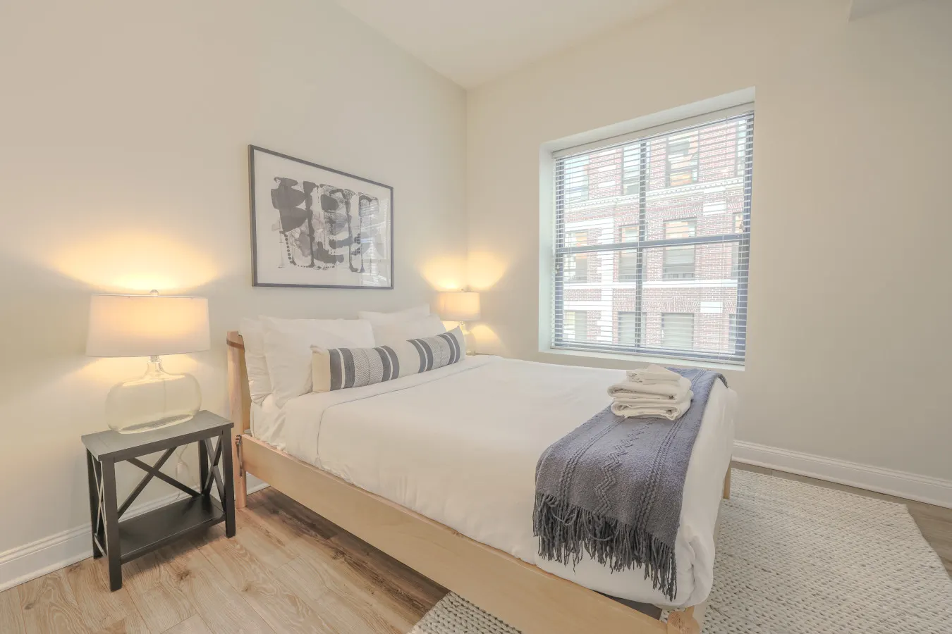 Wonderful FIDI 2br Keyless Entry 10