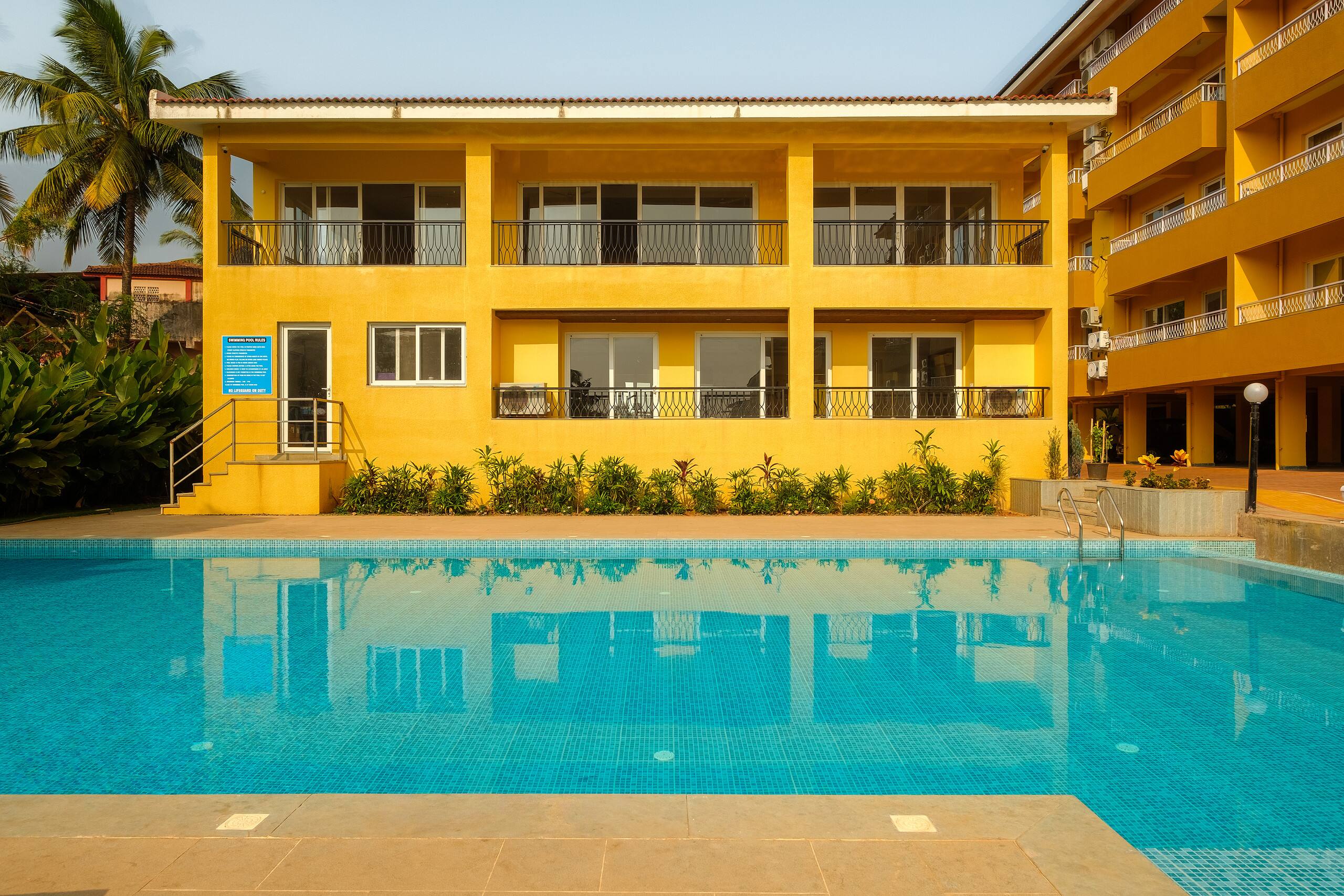 A Modern & Luxe Hillview Retreat In Candolim Beach 7