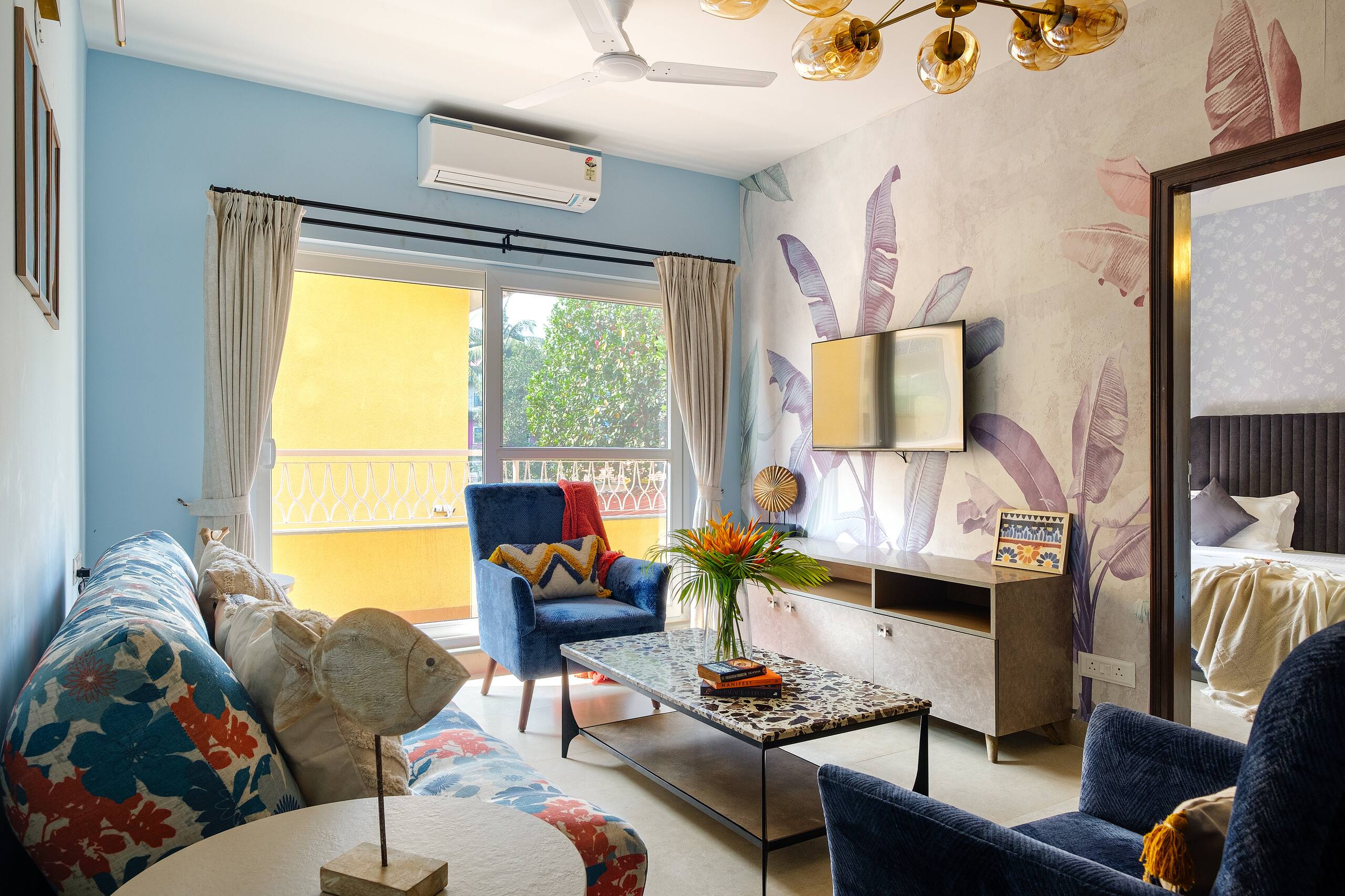 A Modern & Luxe Hillview Retreat In Candolim Beach 9