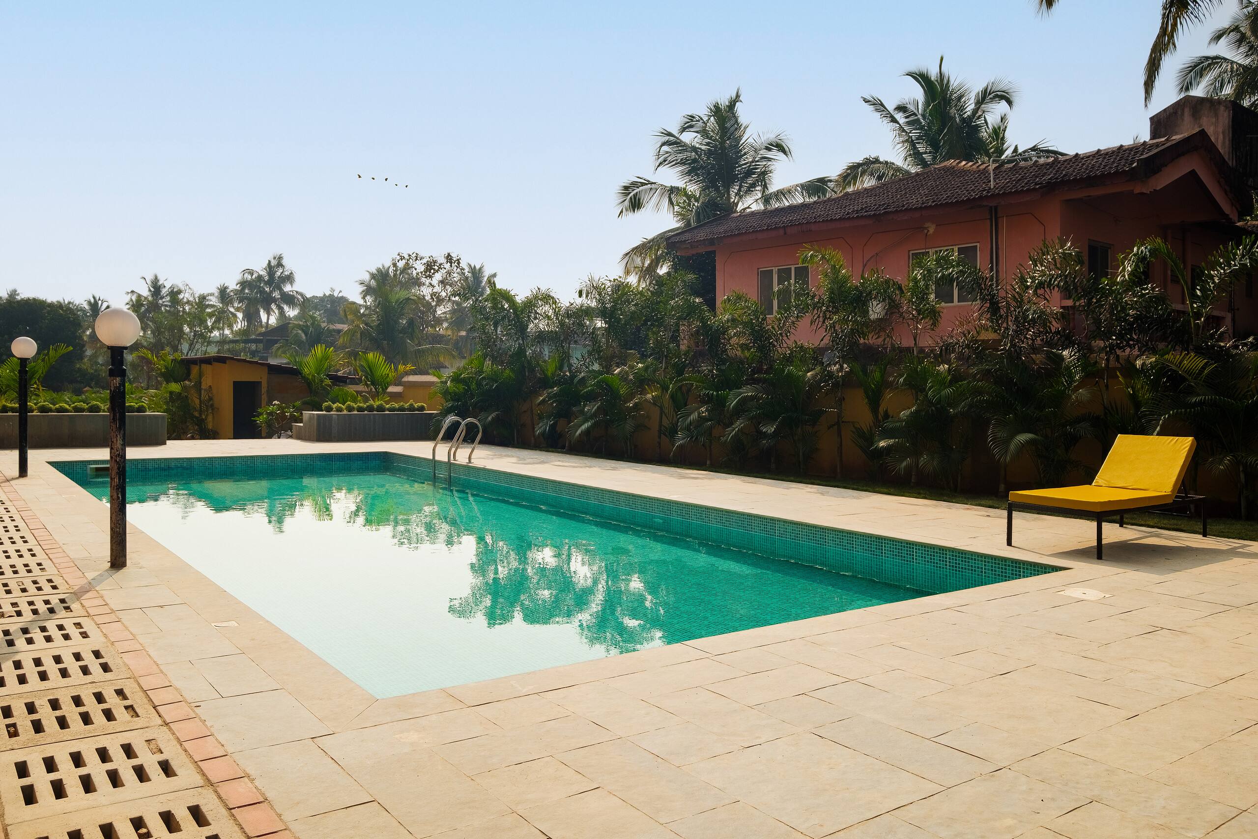 A Modern & Luxe Hillview Retreat In Candolim Beach 35