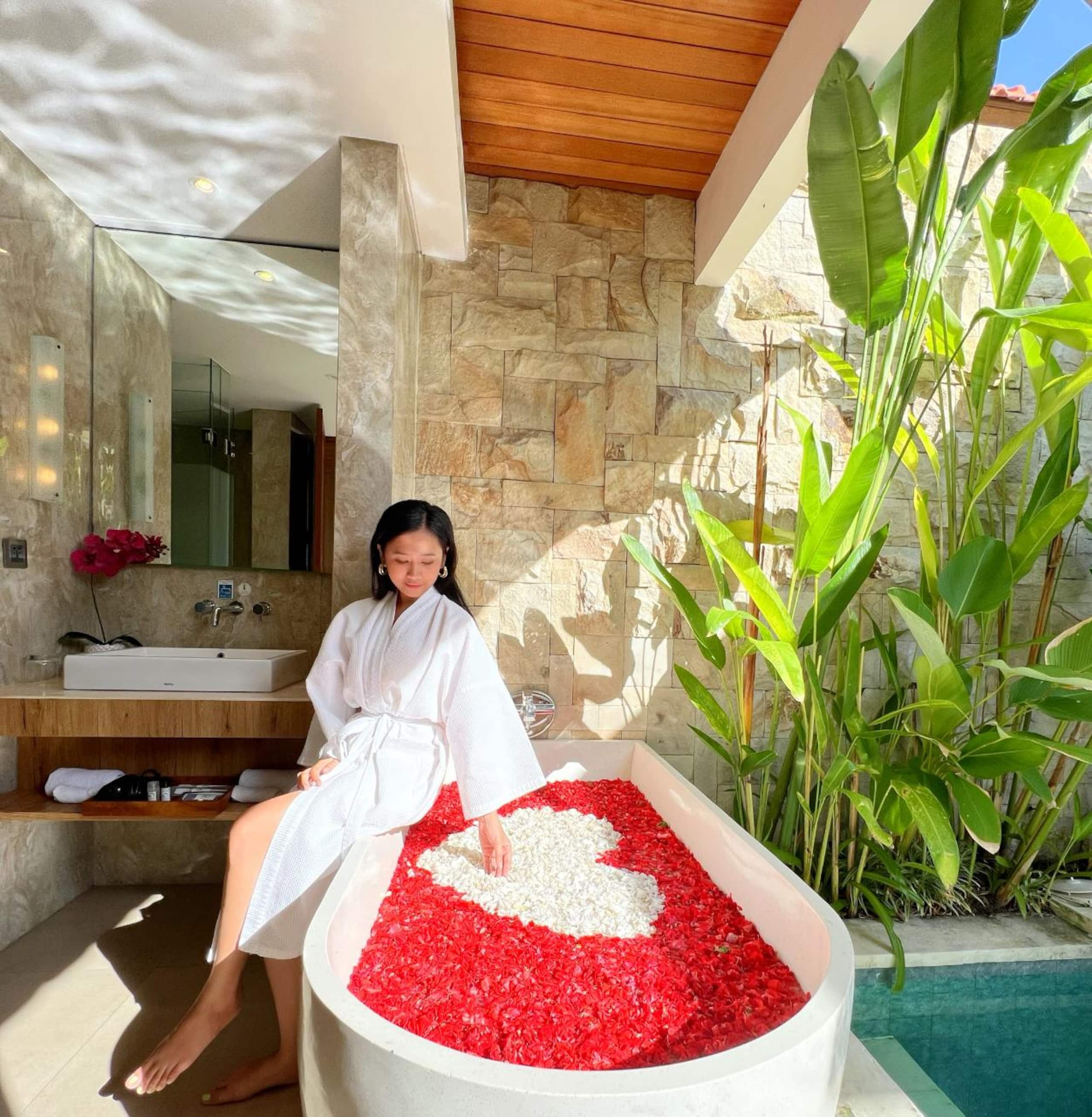 Romantic 1 BR Private Pool Villa Danka - Room Only 32