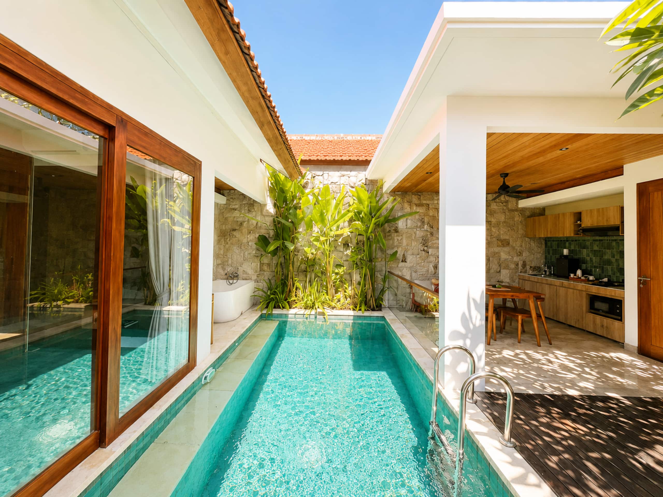 Romantic 1 BR Private Pool Villa Danka - Room Only — photo 2