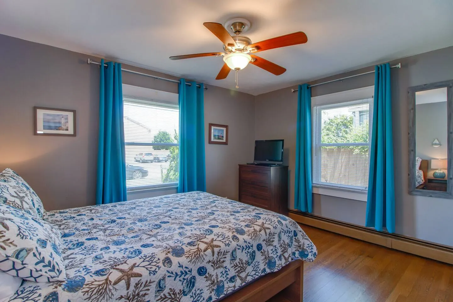 Norfolk 4BR Home Walk to Willoughby Beach 18