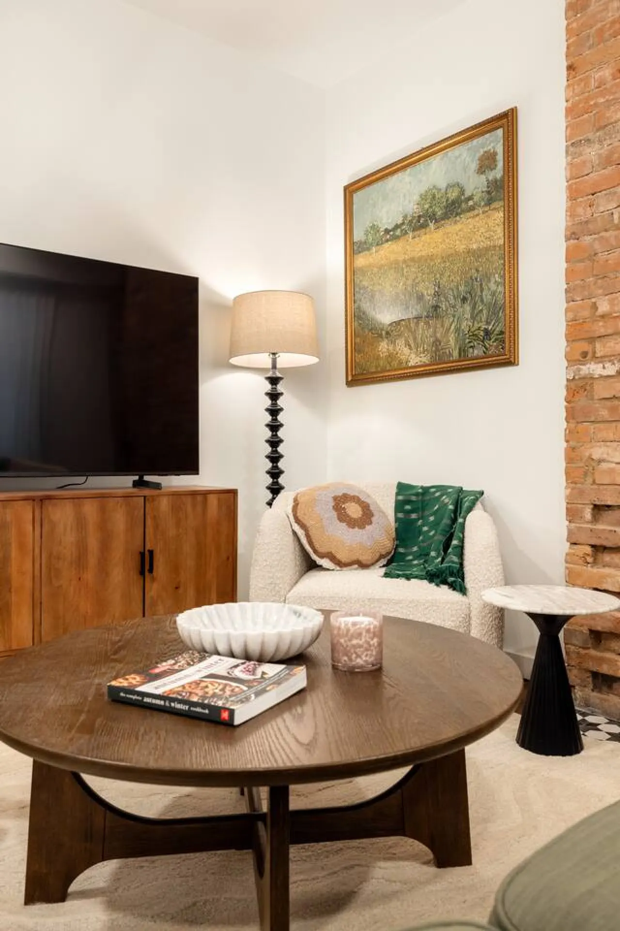 Walk to ALL Washington Park Gorgeous 2BR Condo 8