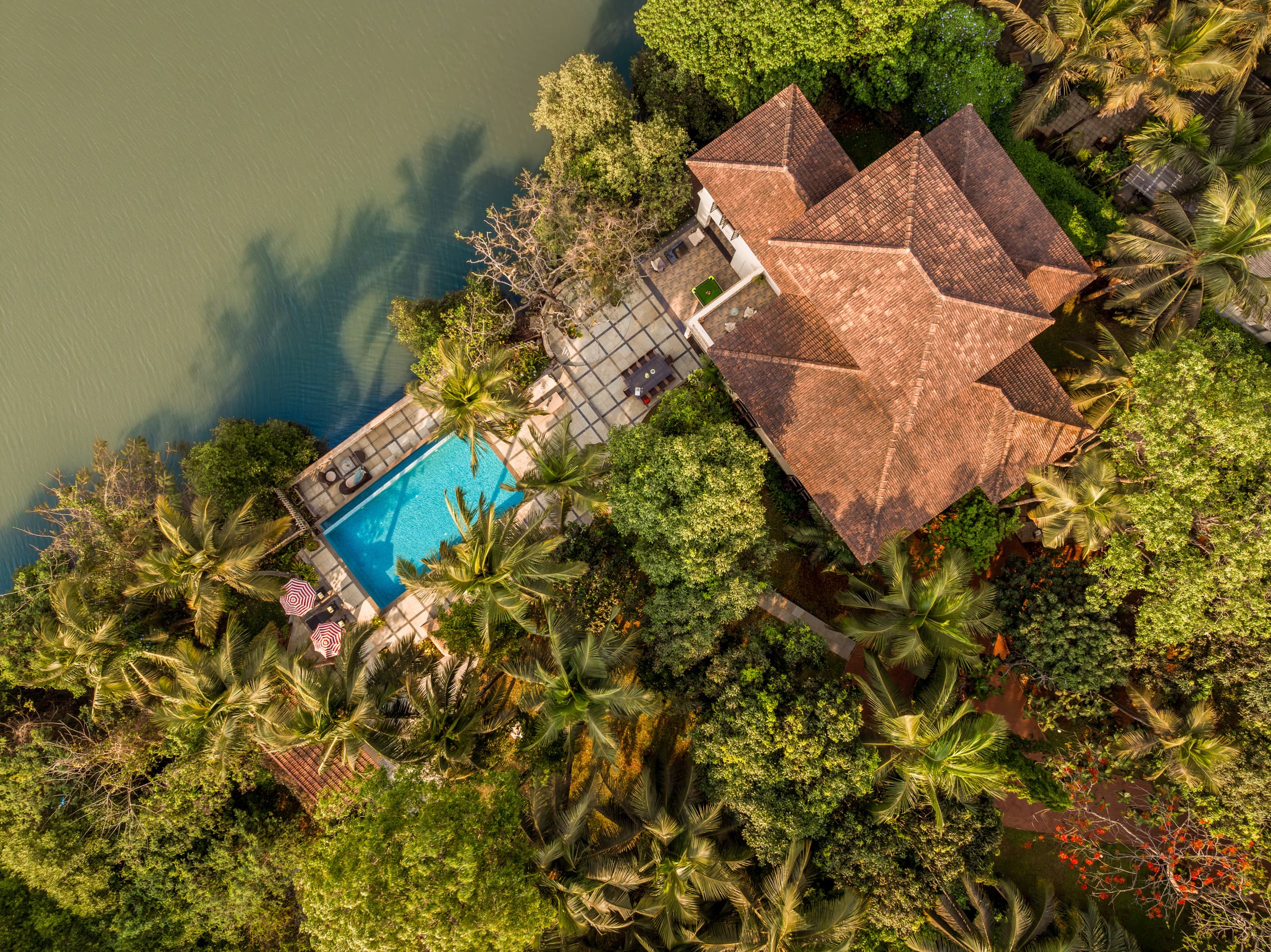 Serene Mansion 8BHK Riverview Big Family Villa 6