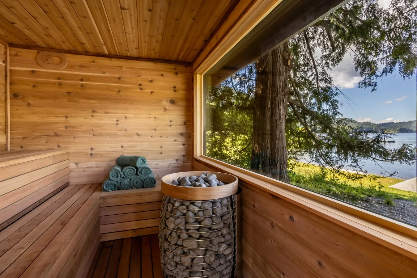 Luxury Lakefront Hot Tub/Private Dock/Pool Table — photo 5