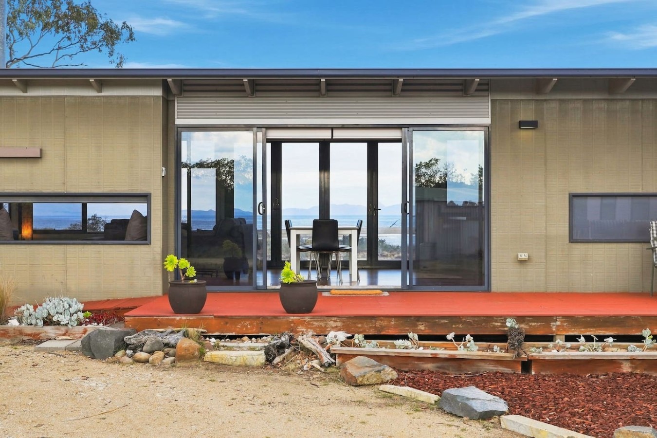 Sanctuary View 6