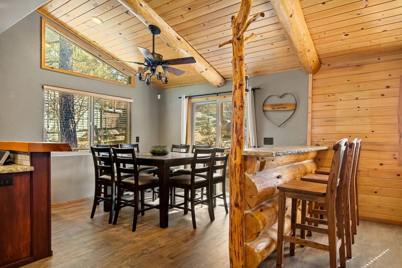 Enchanting Snow Escape Hot Tub & Game Room 11