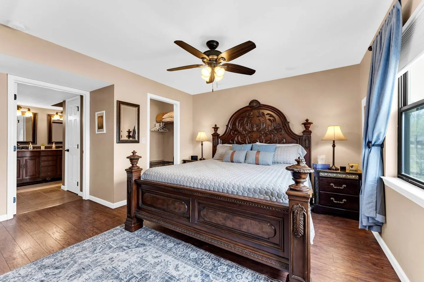 3 King Suites! Indoor Pool/Hot Tub/Golf and Lake! 18