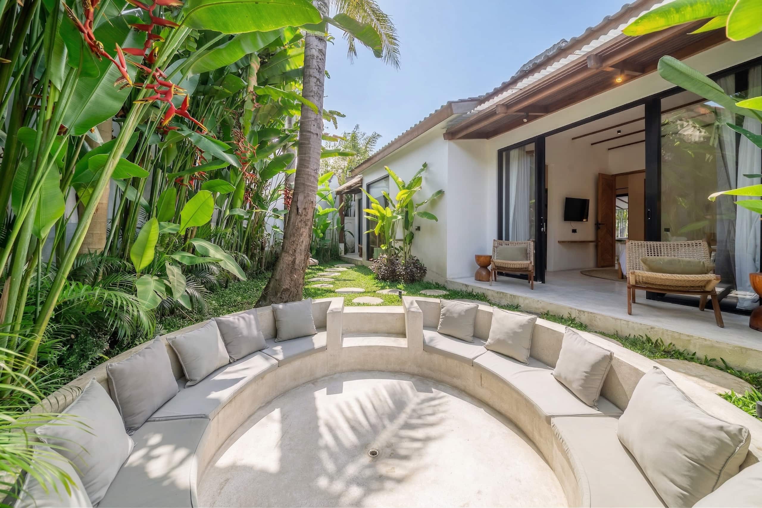 Huge Tropical 3BR in Serene Ubud w Pool & Lounge 36