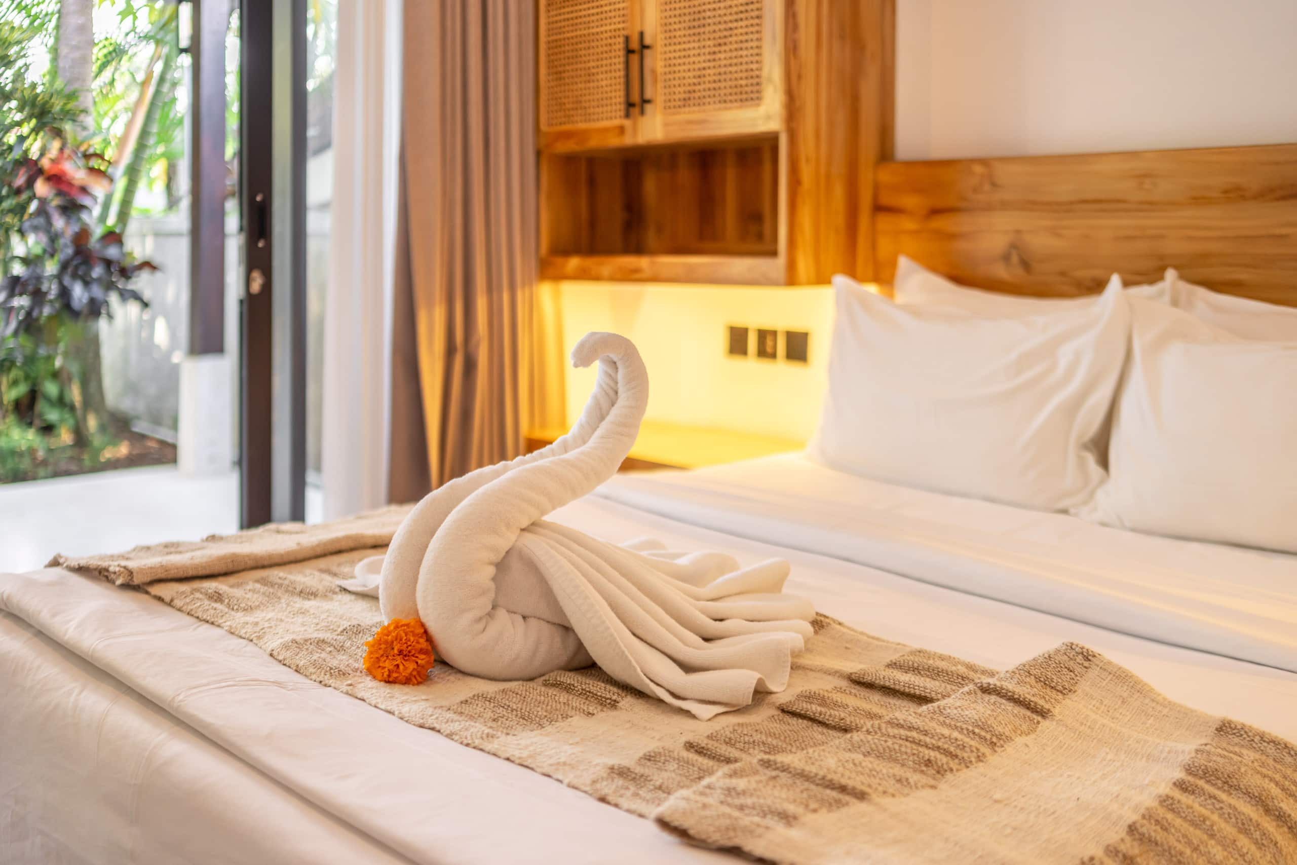 Huge Tropical 3BR in Serene Ubud w Pool & Lounge 23