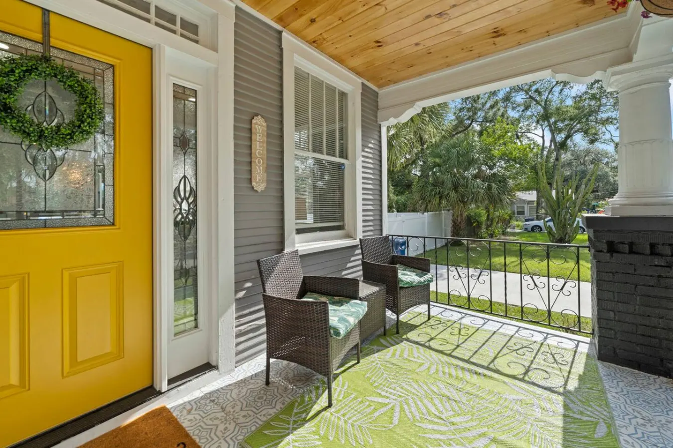 Remodeled Home Fully Fenced Yard | Walk to Riverwalk & Downtown Tamp — photo 4