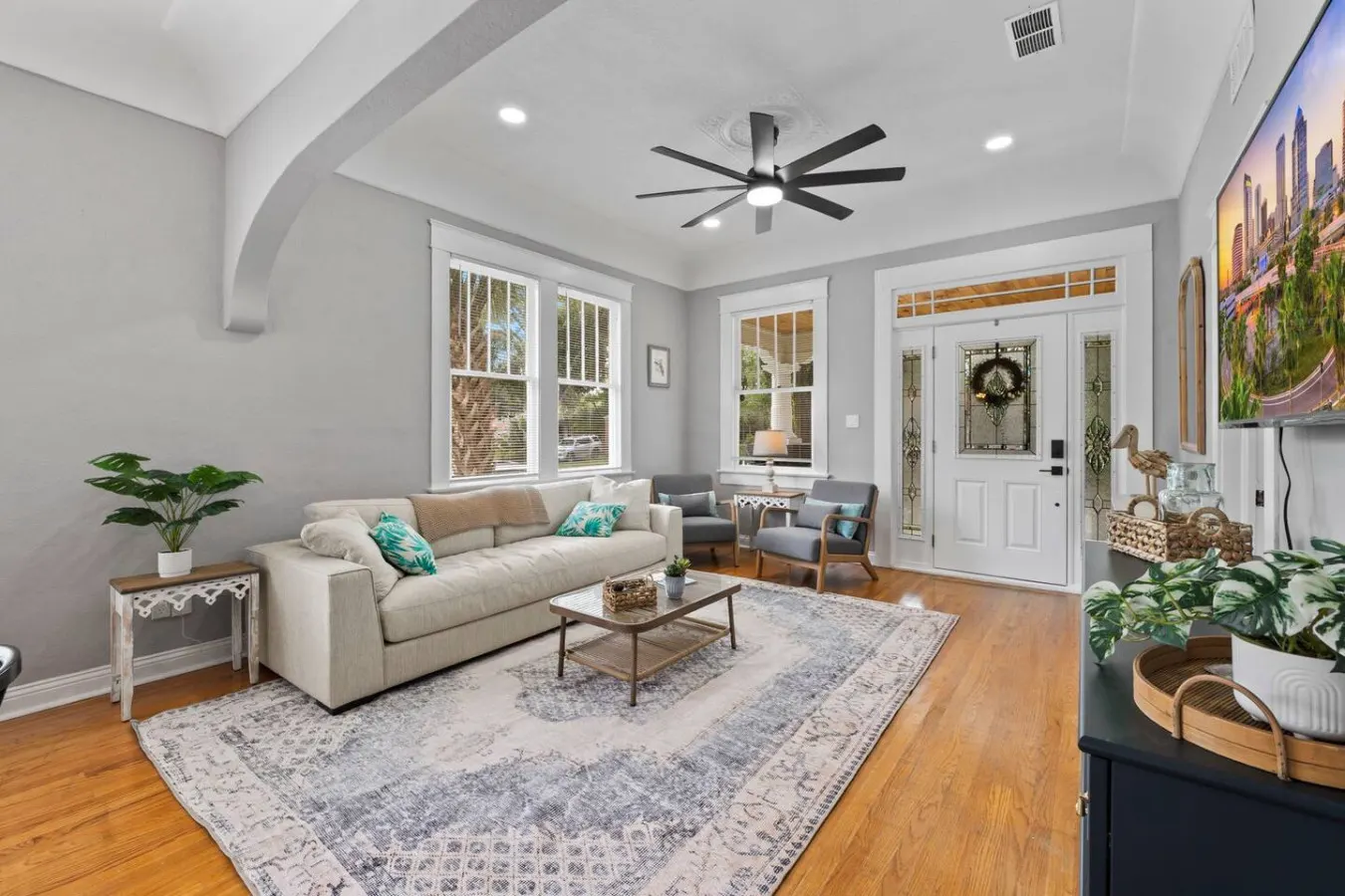 Remodeled Home Fully Fenced Yard Walk to Riverwalk & Downtown Tamp 8