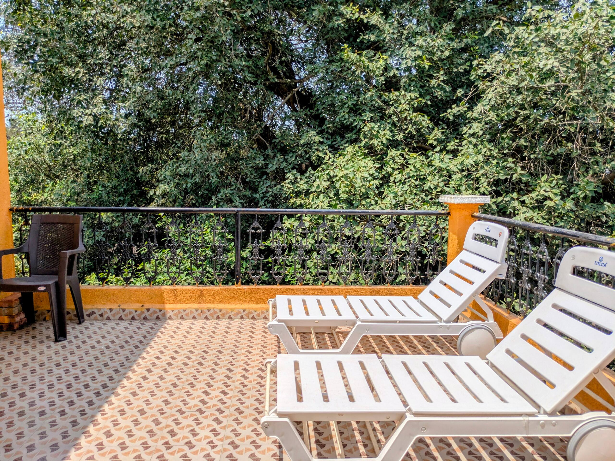 1BHK with private terrace+5 mins Candolim Beach 18