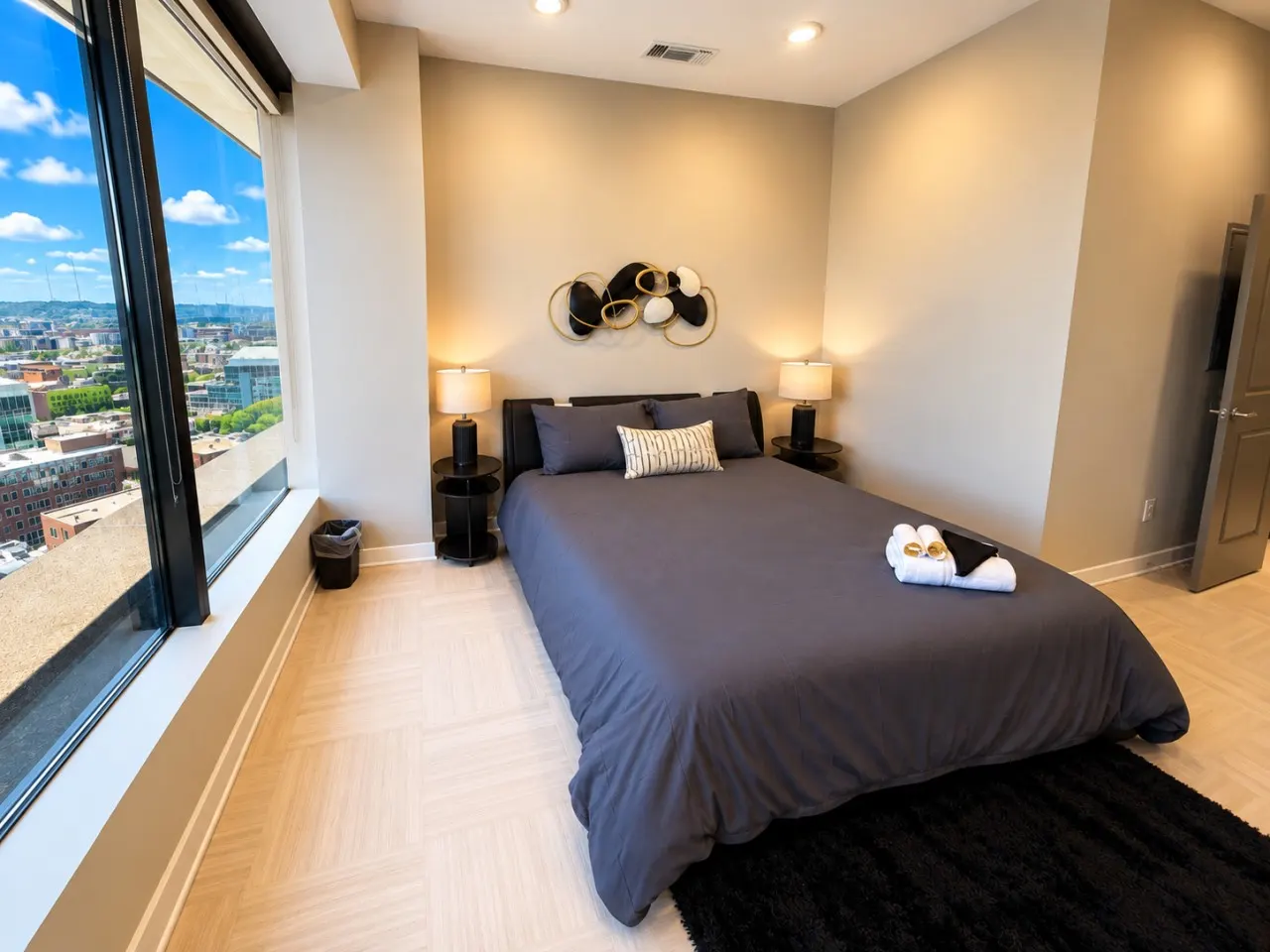 Skyline King Stay 2BR Downtown 12