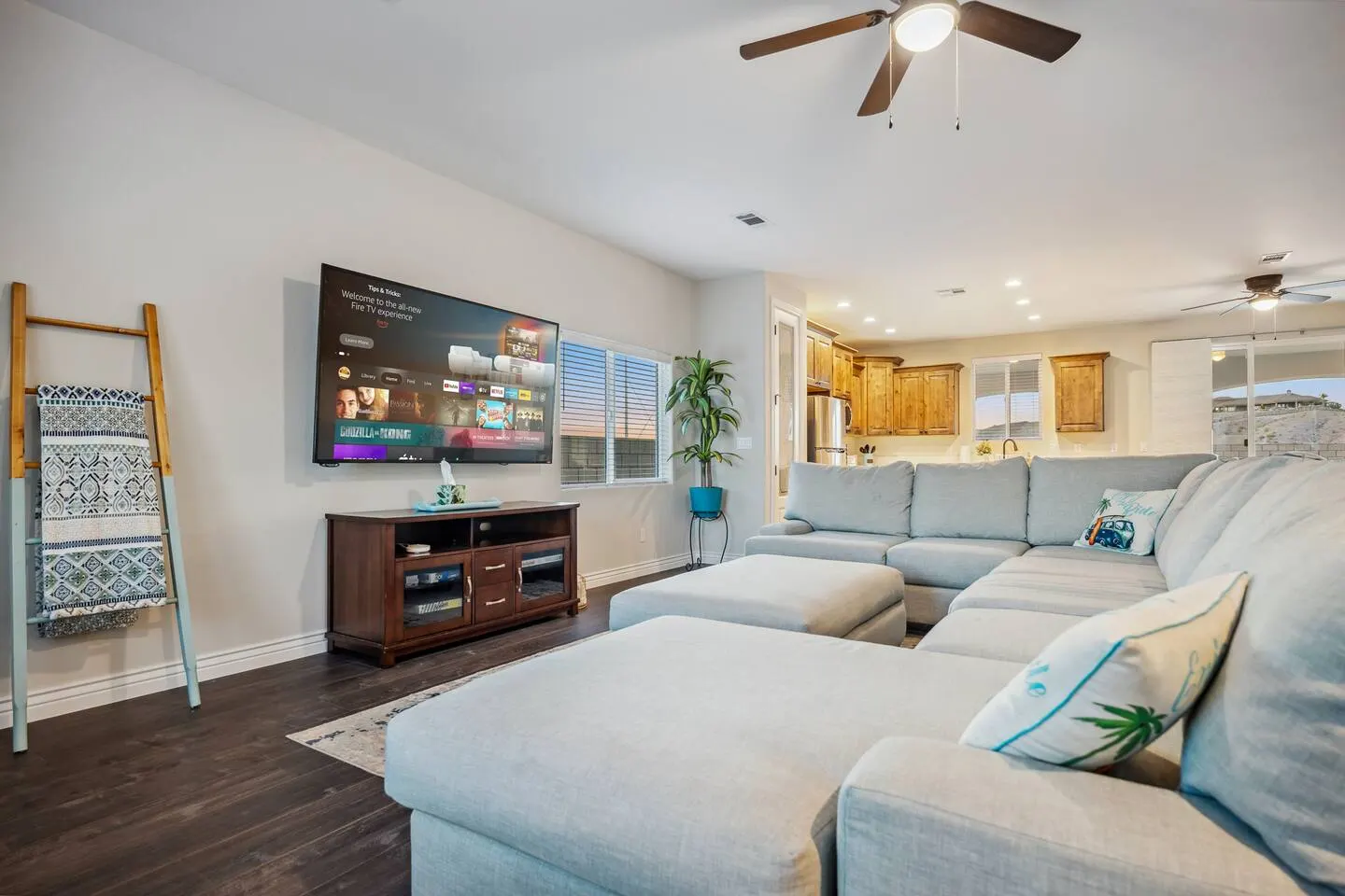 3bd Close to Lake Mohave & Casinos! Sleeps 7 3