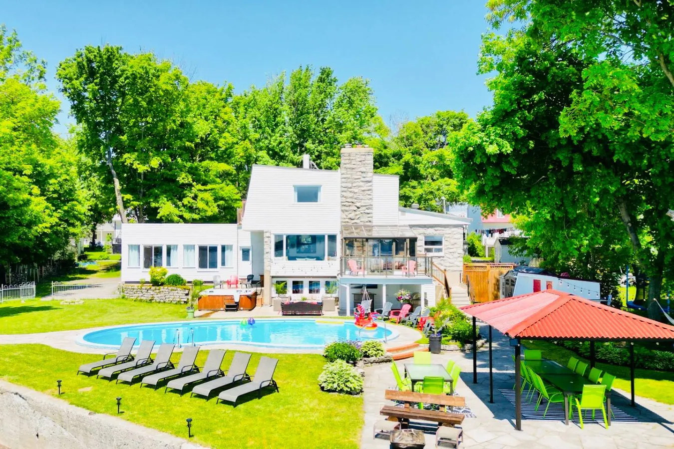 View*39 Ppl*22 beds*8 Br*9 Ba*Hot tub — photo 3