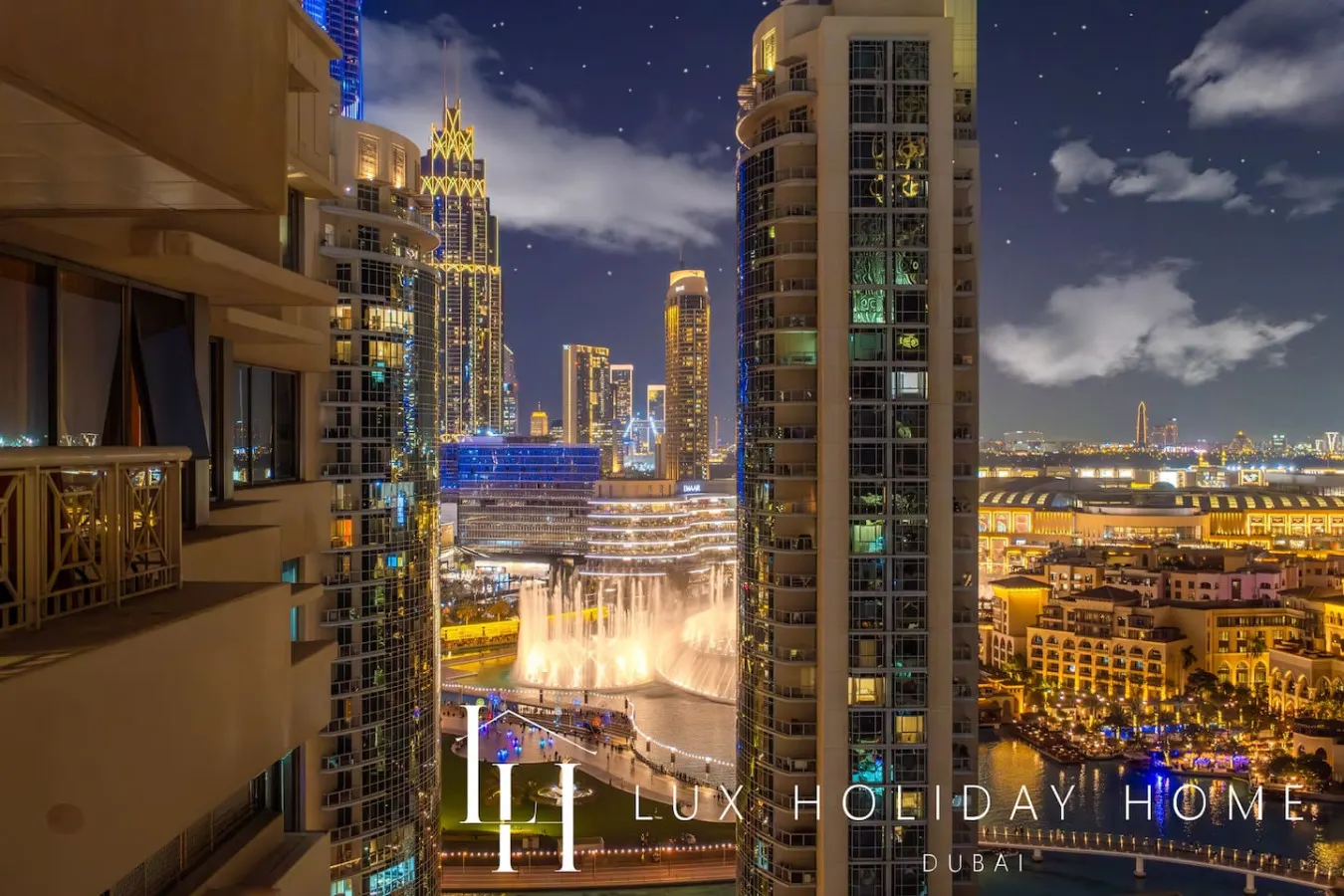 LUX The Burj Khalifa Fountain View Suite 2 12
