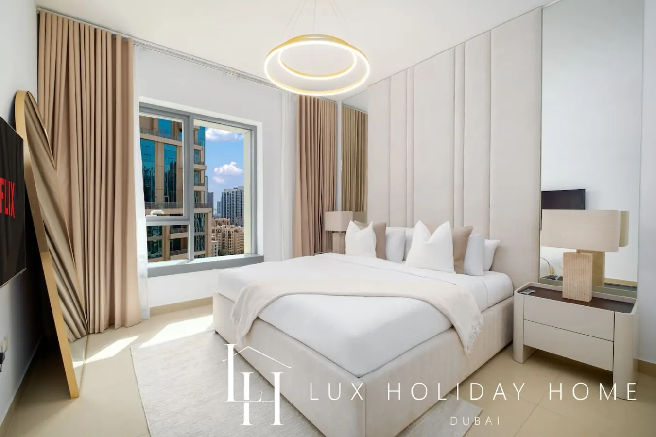 LUX The Burj Khalifa Fountain View Suite 2 5